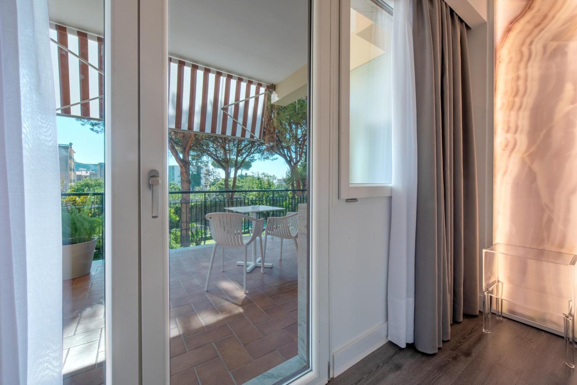 Diamond Suite Σορέντο Εξωτερικό φωτογραφία
